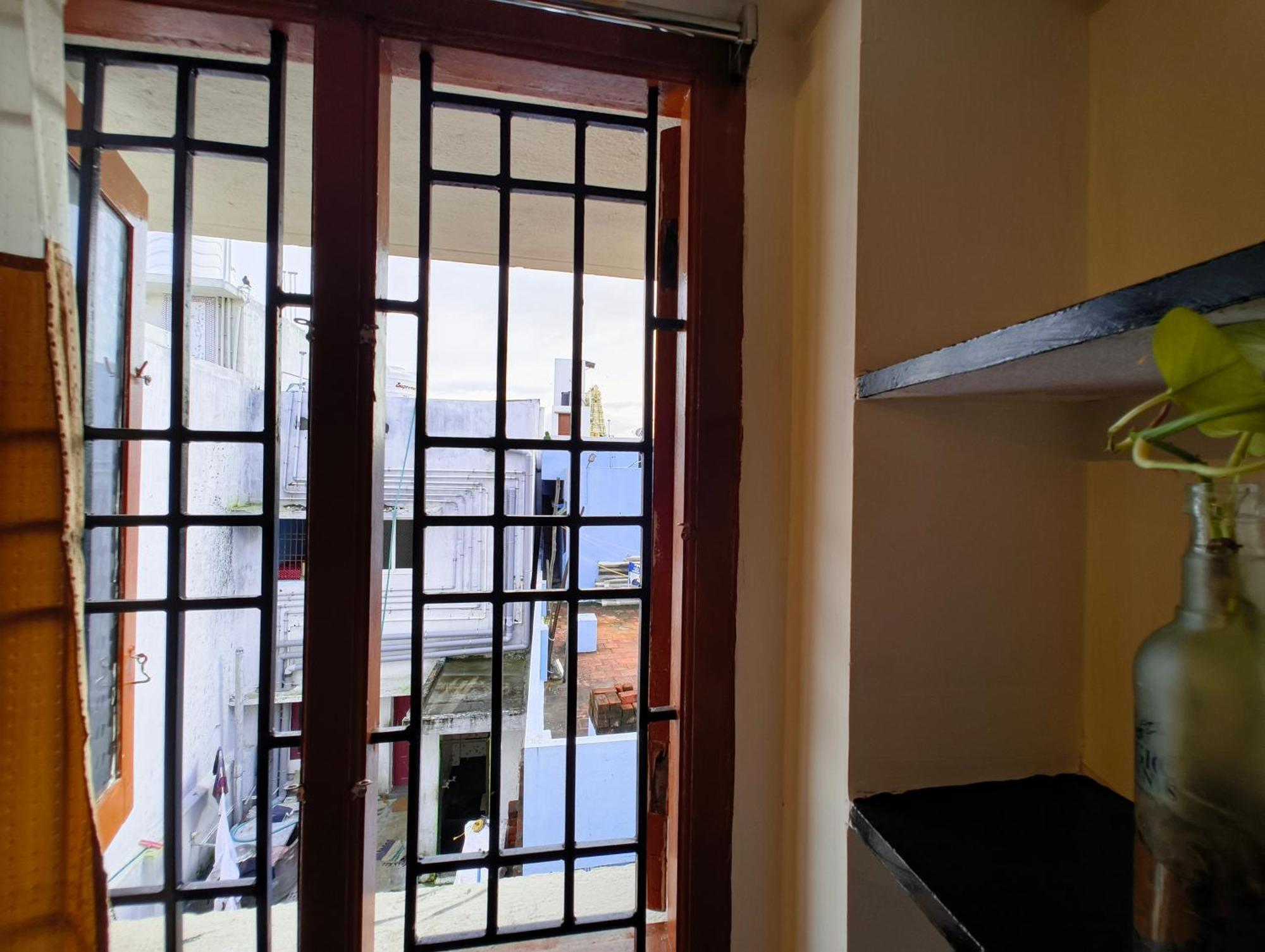 Homestay Eesha - A Premium Near Temple *