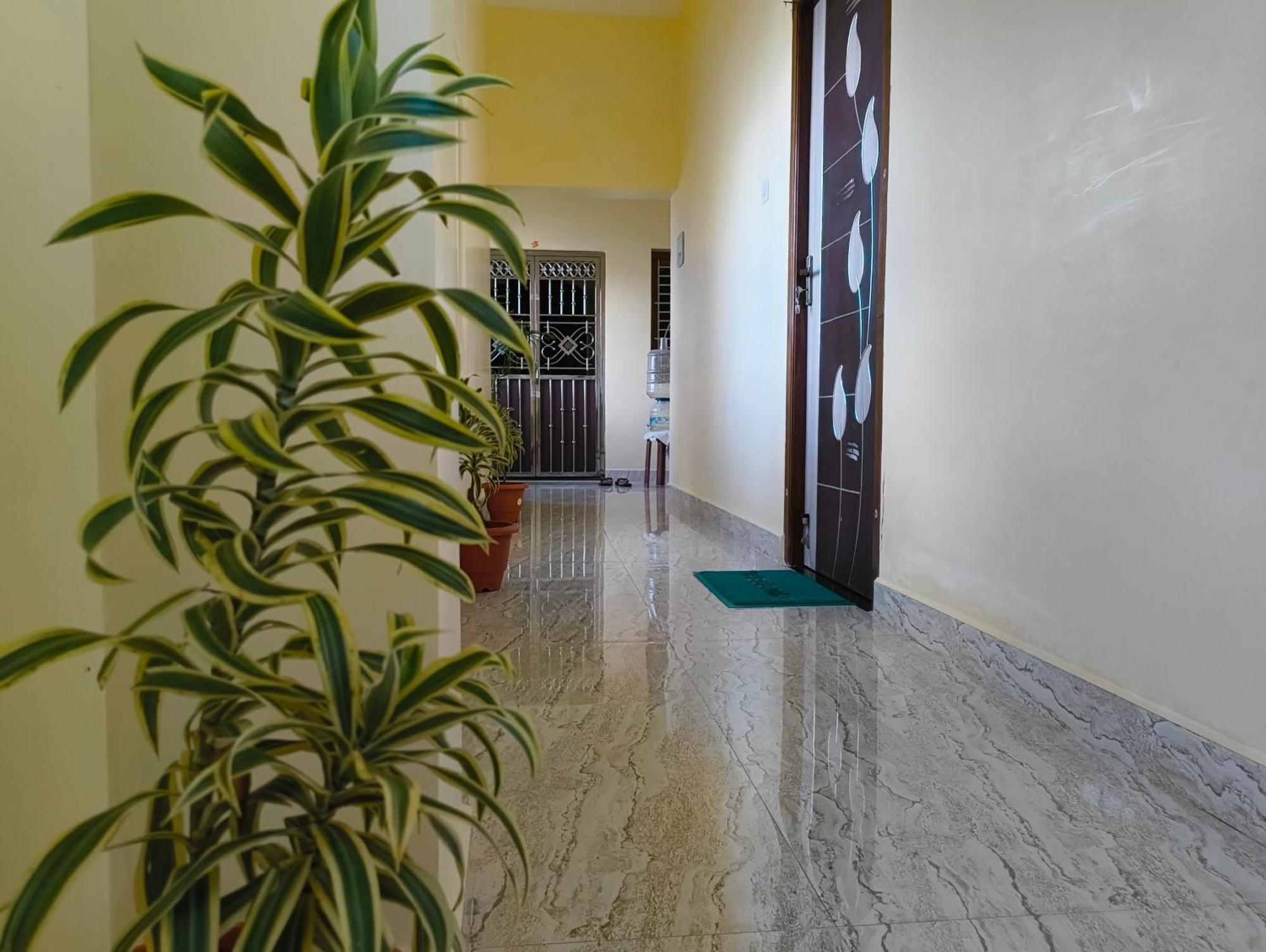 Eesha - A Premium Near Temple Homestay *