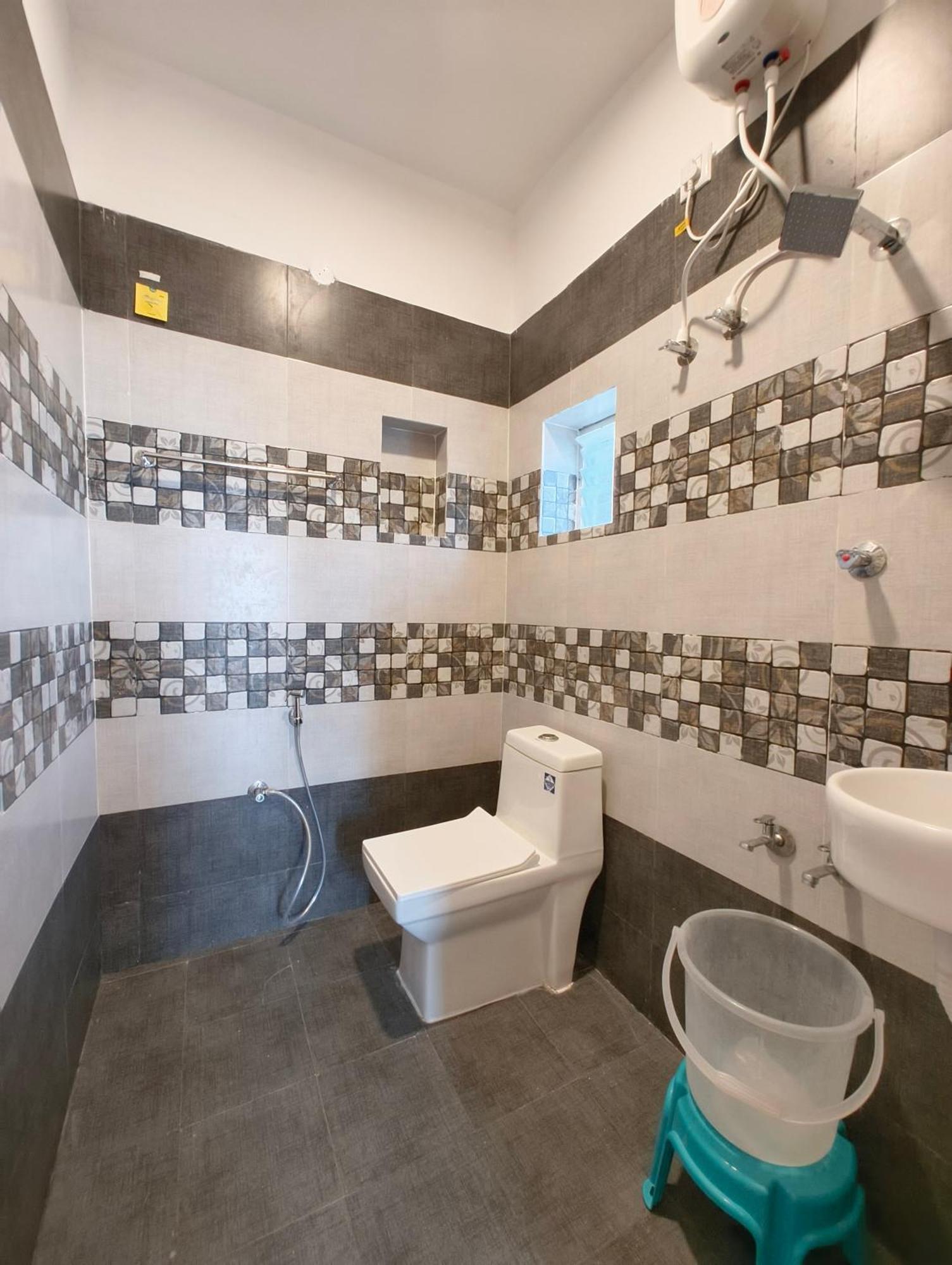 Homestay Eesha - A Premium Near Temple