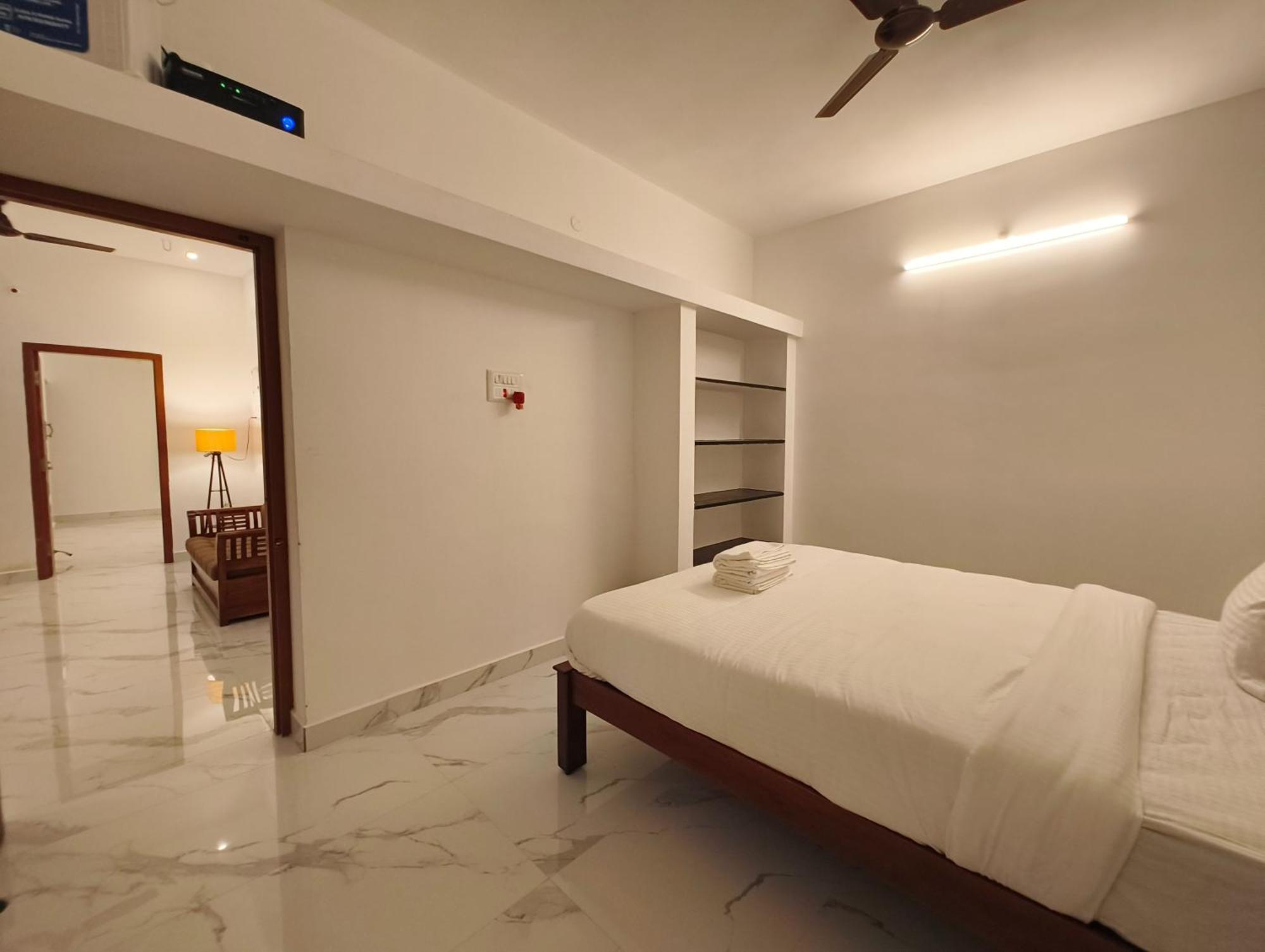 Homestay Eesha - A Premium Near Temple *